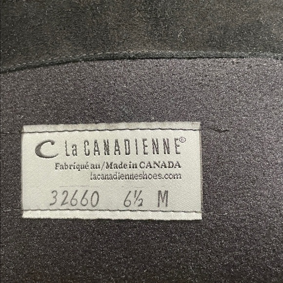 La Canadienne Black Suede Boots - size 6.5 - Picture 4 of 5